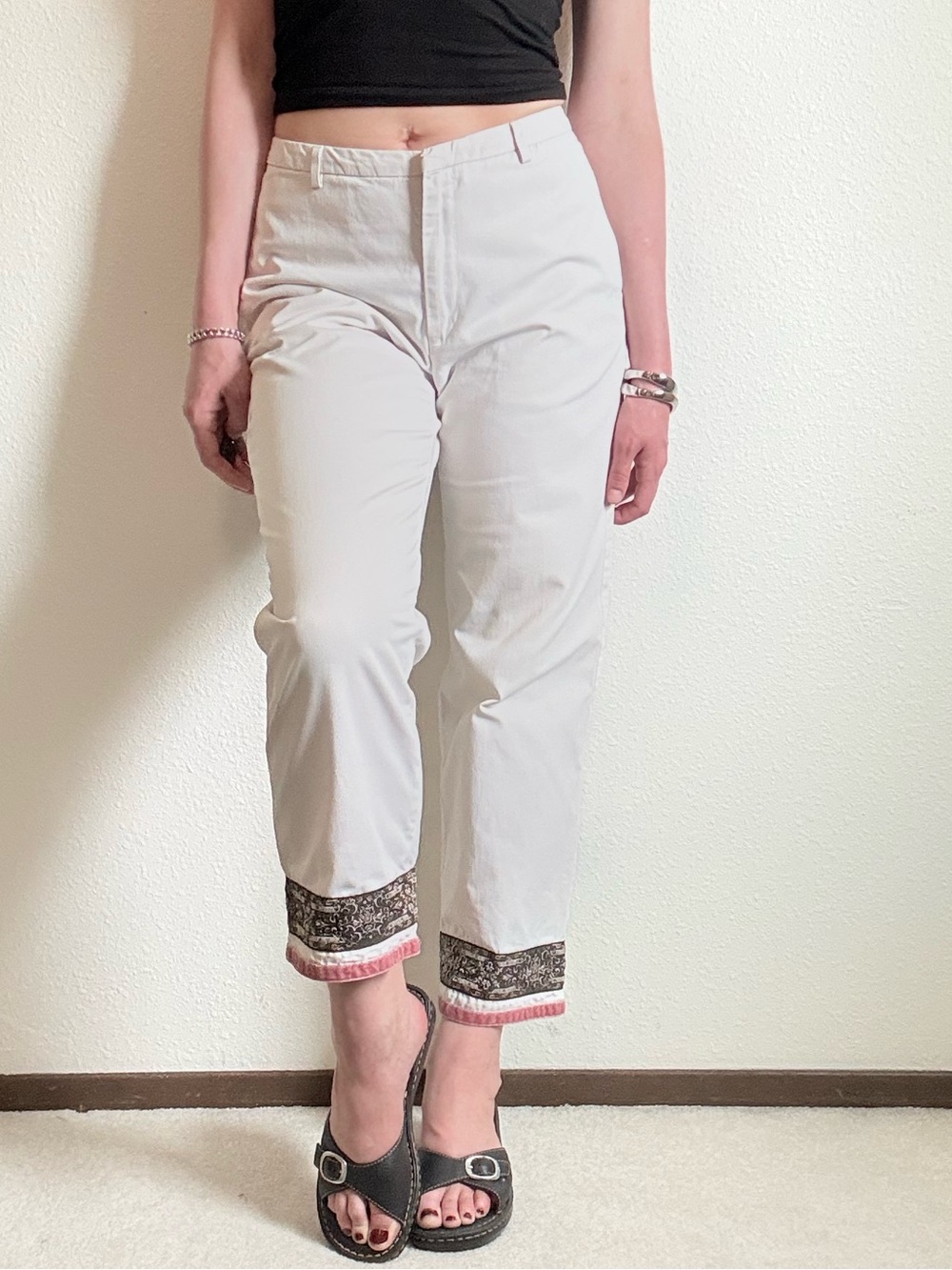 Vintage Gap Mid Rise Straight Cropped Embroidered Hem Pants Y2K 90s Cottage